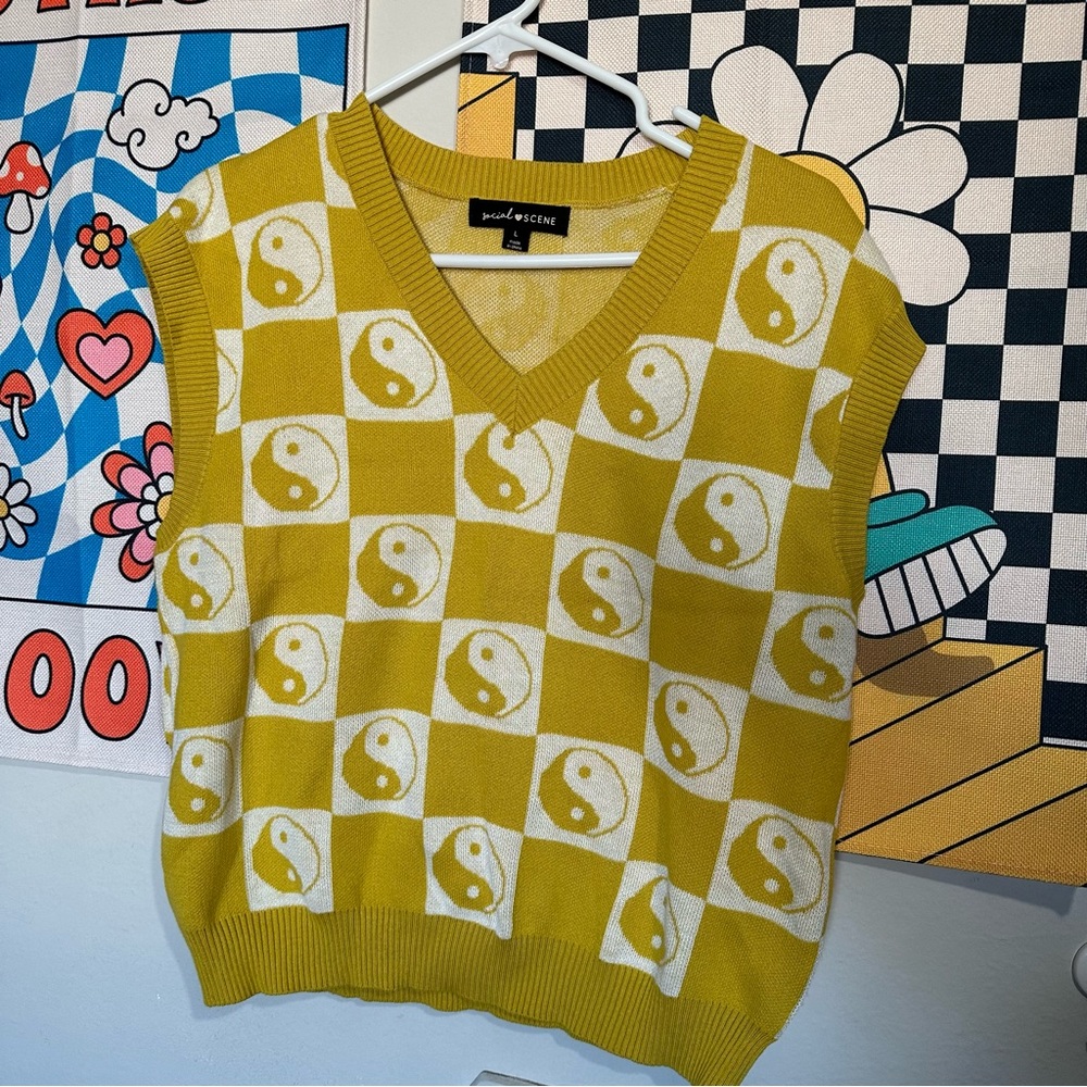 Yin and Yang mustard colored ves